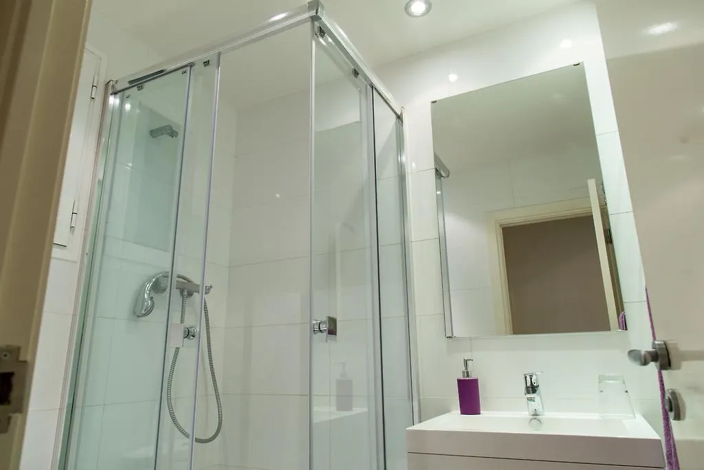 Apartament Conde Gueell Барселона 0*,